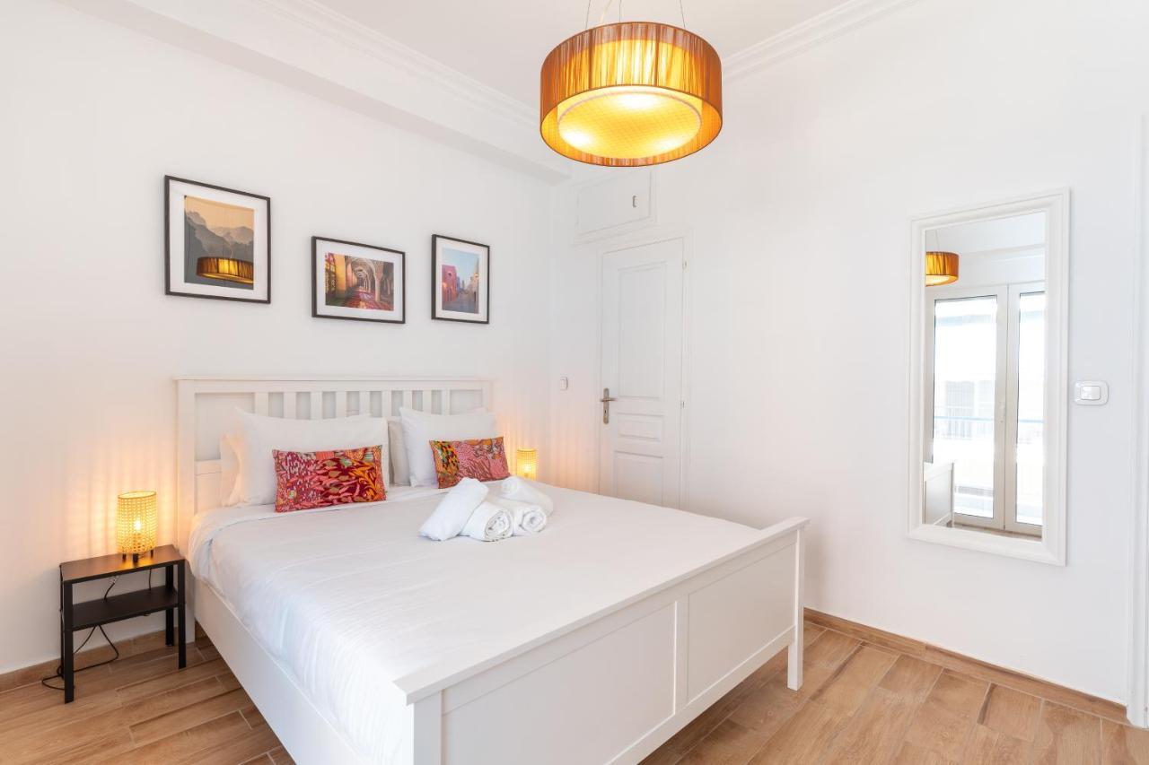Modern Apartment, Short Walk To Acropolis Sites Атина Екстериор снимка
