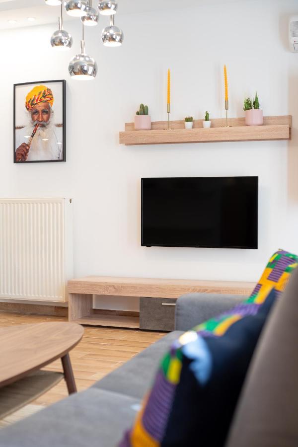 Modern Apartment, Short Walk To Acropolis Sites Атина Екстериор снимка